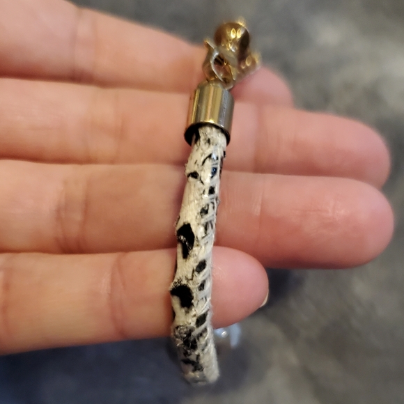 Designer Snakeskin crystal and pearl beaded bracelet - Picture 6 of 6